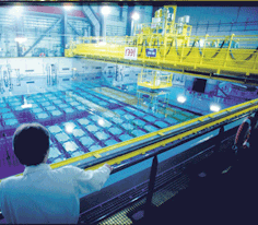 Interim storage pond for spent fuel from nuclear power plants &copy;&nbsp;AREVA/NC